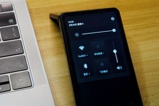 訊飛雙屏翻譯機:雙屏+領夾麥+無需操控 翻譯機的終極形態(tài)?